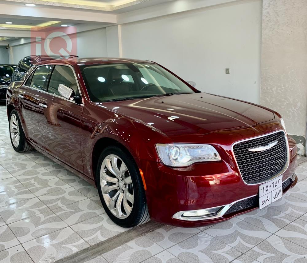 کرایسلەر 300